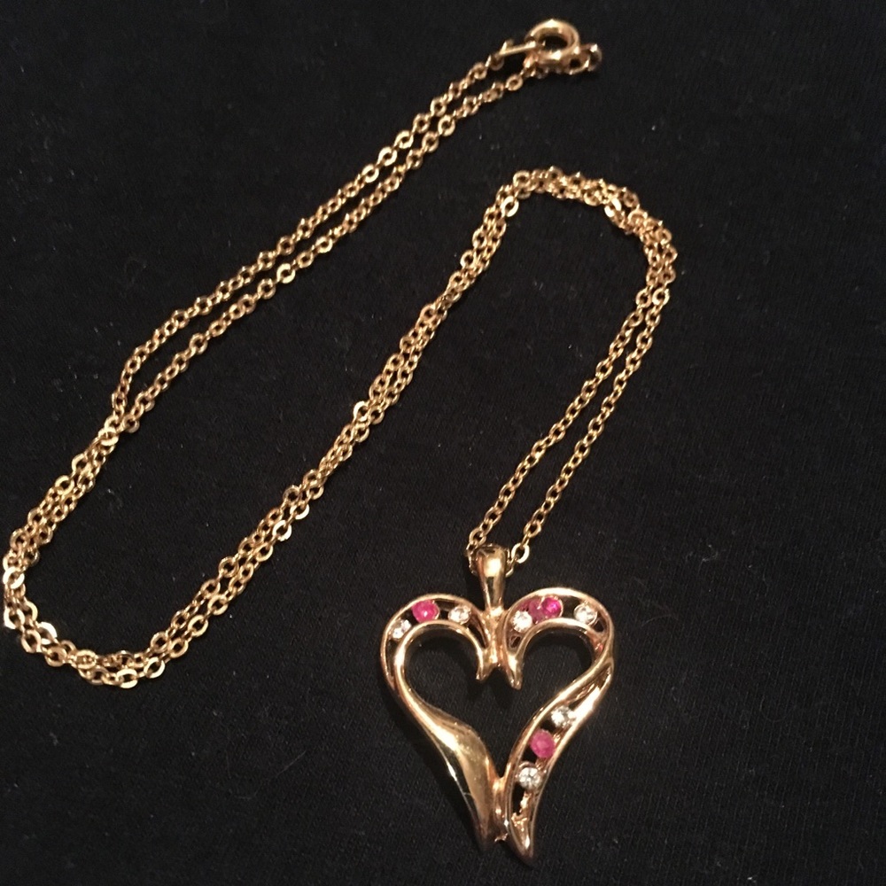 Vintage Lindenwold Heart Pendant Necklace
